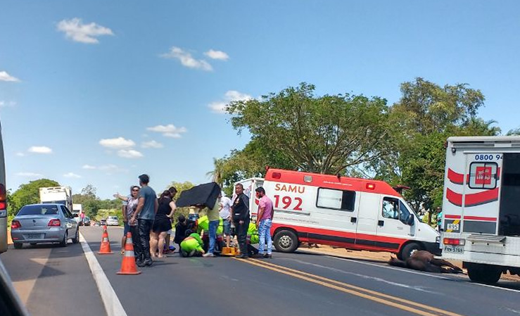 As vitimas foram socorridas pelas equipes de resgate da MGO Rodovias e SAMU e encaminhadas para Catalão