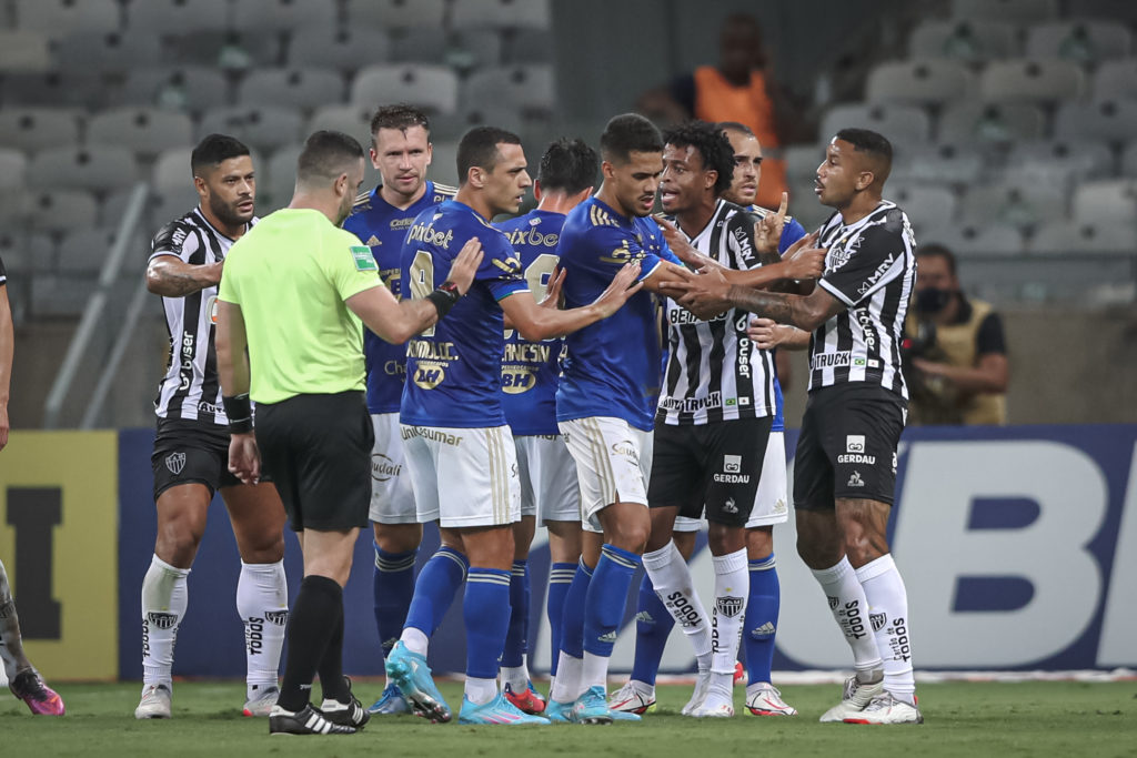 Compre o seu ingresso para o jogo Cruzeiro x Atlético MG em Uberlândia