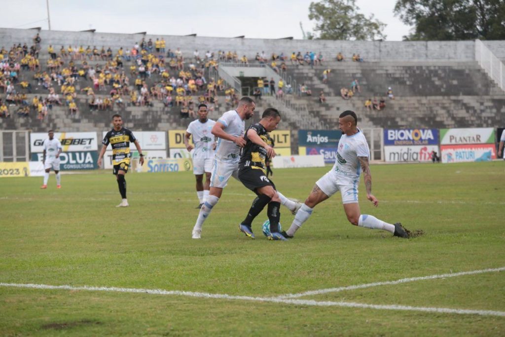 FC Cascavel enfrenta o Maringá neste sábado (20) pelo Brasileirão